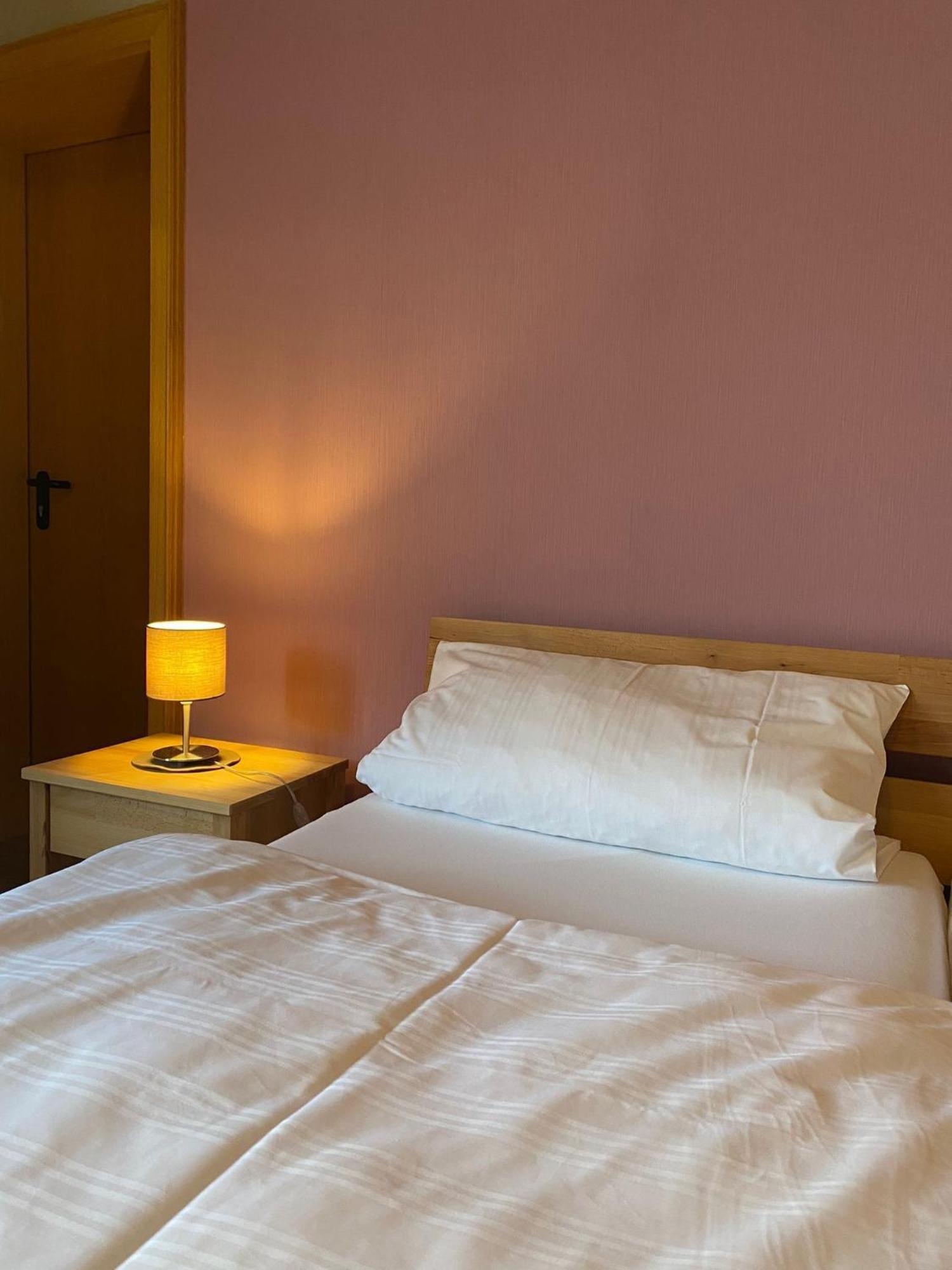 Weingut Und Gaestehaus Holger Alt Monzingen Kamer foto