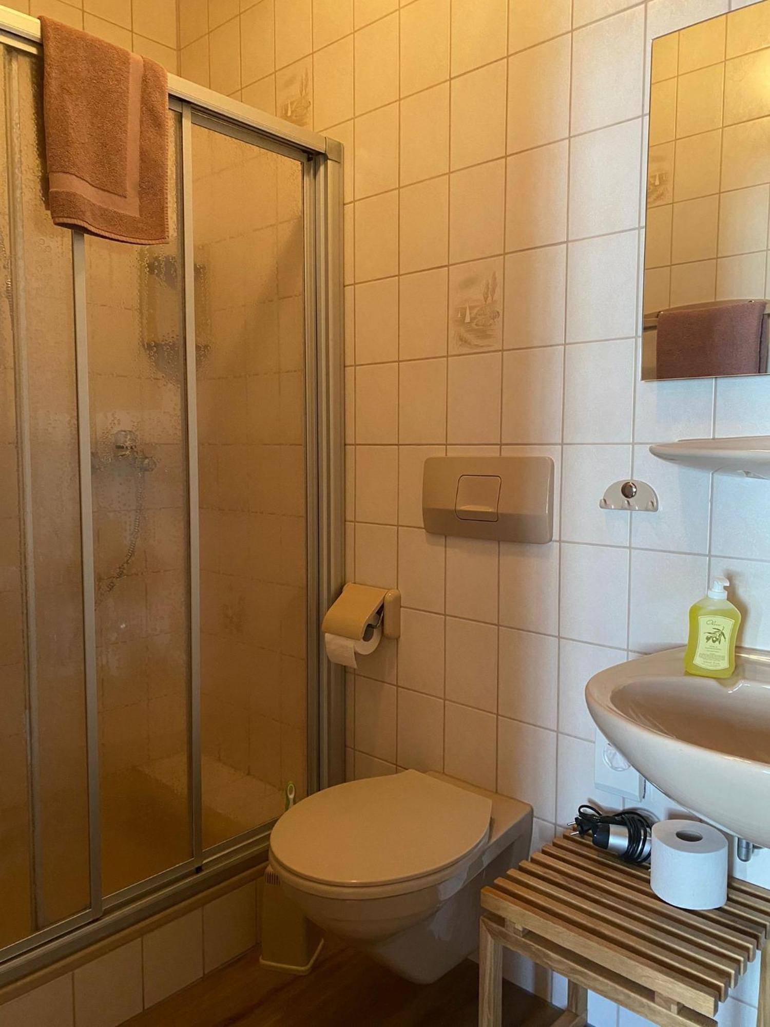 Weingut Und Gaestehaus Holger Alt Monzingen Kamer foto